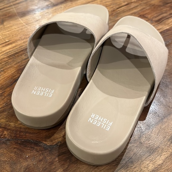 Eileen Fisher Edge Sandal in Sand Sz8 - Picture 8 of 8